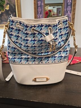 kate spade White and Blue Woven Drawstring Bucket Shoulder Bag